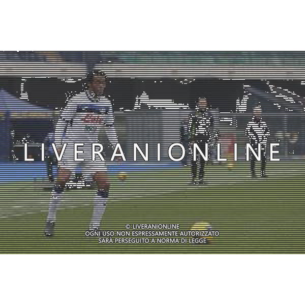 Juan Cuadrado of Atalanta BC play the ball during Hellas Verona FC vs Atalanta BC, 24° Serie A Enilive 2024-25 game at Marcantonio Bentegodi stadium in Verona (VR), Italy, on February 08, 2025. (Photo by Davide Casentini) AG ALDO LIVERANI SAS