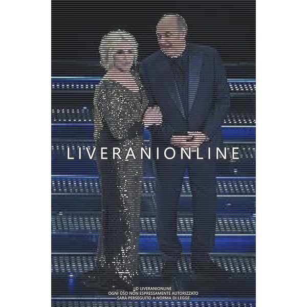 Festival Sanremo 2025 nella foto Antonella Clerici e Jerry Scotti 75mo Festival della Canzone Italiana - Prima Serata Teatro Ariston - Sanremo (IM) 11-02-2025 foto Roberto Garavaglia/agenzia Aldo Liverani sas
