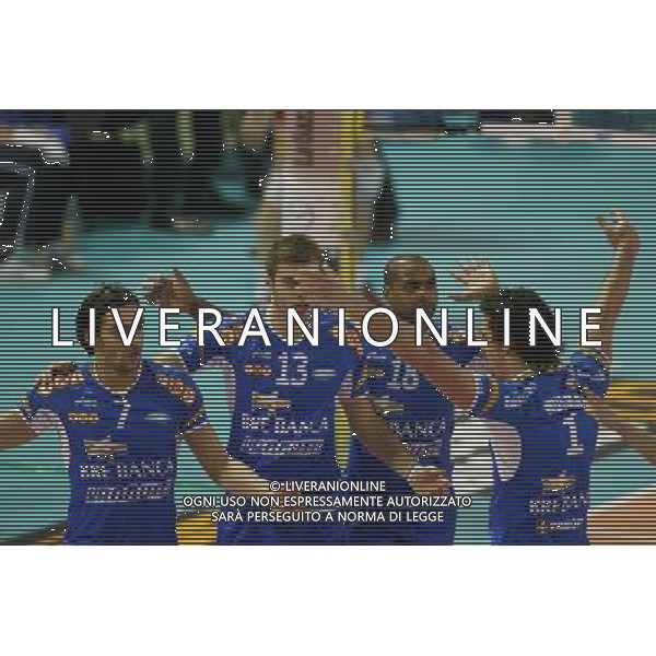 bassano del grappa (vc) 26/01/2006 Volley tim cup A1 final eight bre banca lannutti cuneo - tonno callipo vibo valentia nella foto esultanza di Godoy Filho gilberto amauri GIBA, Cozzi paolo, Rodrigues anderson e Wijsmans Wout foto filippo venezia-ag.aldo