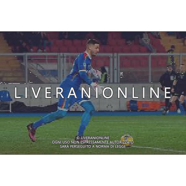 TVEM February 09, 2025 Lecce, Italy - US Lecce vs Bologna FC - Italian soccer serie A 2024/25 - Via Del Mare Stadium. In the pic: Wladimiro Falcone of US Lecce foto emmanuele mastrodonato-ag aldo liveraani sas
