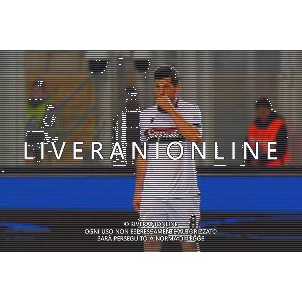 TVEM February 09, 2025 Lecce, Italy - US Lecce vs Bologna FC - Italian soccer serie A 2024/25 - Via Del Mare Stadium. In the pic: Remo Freuler of Bologna FC foto emmanuele mastrodonato-ag aldo liveraani sas
