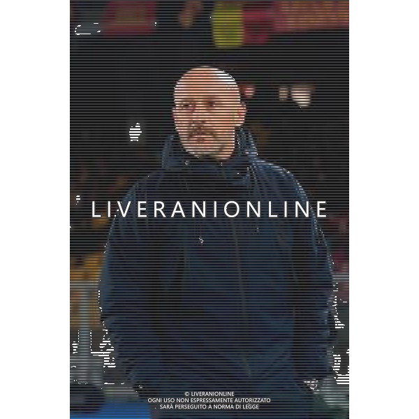 TVEM February 09, 2025 Lecce, Italy - US Lecce vs Bologna FC - Italian soccer serie A 2024/25 - Via Del Mare Stadium. In the pic: coach Vincenzo Italiano of Bologna FC foto emmanuele mastrodonato-ag aldo liveraani sas