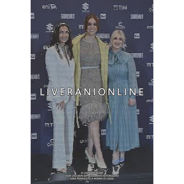 Festival Sanremo 2025 nella foto da SX Elettra Lamborghini, Miriam Leone e Katia Follesa 75mo Festival della Canzone Italiana photocall del 13 febbraio Teatro Ariston - Sanremo (IM) 13-02-2025 foto Roberto Garavaglia/agenzia Aldo Liverani sas