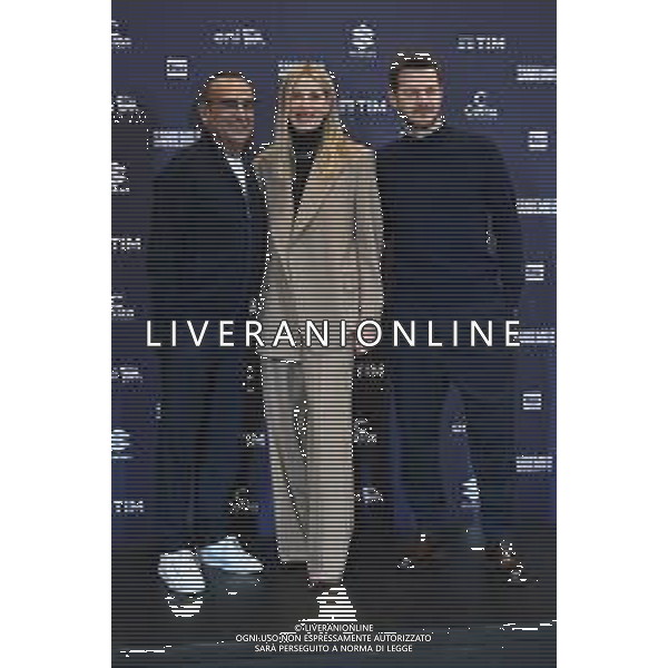 Festival Sanremo 2025 nella foto da SX Carlo Conti, Alessia Marcuzzi e Alessandro Cattelan 75mo Festival della Canzone Italiana photocall del 15 febbraio Teatro Ariston - Sanremo (IM) 15-02-2025 foto Roberto Garavaglia/agenzia Aldo Liverani sas