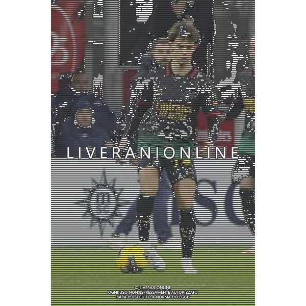 João Félix of AC Milan play the ball during Milan AC vs Hellas Verona FC, 25° Serie A Enilive 2024-25 game at G. Meazza - San Siro stadium in Milnao (MI), Italy, on February 15, 2025. (Photo by Davide Casentini) AG ALDO LIVERANI SAS
