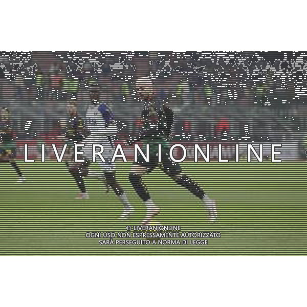 Theo Hernandez of AC Milan. play the ball during Milan AC vs Hellas Verona FC, 25° Serie A Enilive 2024-25 game at G. Meazza - San Siro stadium in Milnao (MI), Italy, on February 15, 2025. (Photo by Davide Casentini)- AGENZIA ALDO LIVERANI SAS