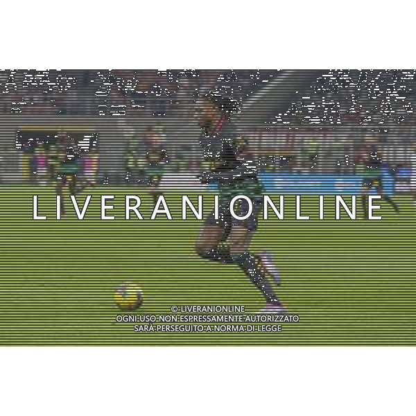 Rafael Leao of AC Milan play the ball during Milan AC vs Hellas Verona FC, 25° Serie A Enilive 2024-25 game at G. Meazza - San Siro stadium in Milnao (MI), Italy, on February 15, 2025. (Photo by Davide Casentini)- AGENZIA ALDO LIVERANI SAS