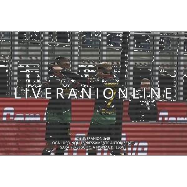 Santiago Gimenez of AC Milan celebrates with Rafael Leao of AC Milan gol during Milan AC vs Hellas Verona FC, 25° Serie A Enilive 2024-25 game at G. Meazza - San Siro stadium in Milnao (MI), Italy, on February 15, 2025. (Photo by Davide Casentini)- AGENZIA ALDO LIVERANI SAS