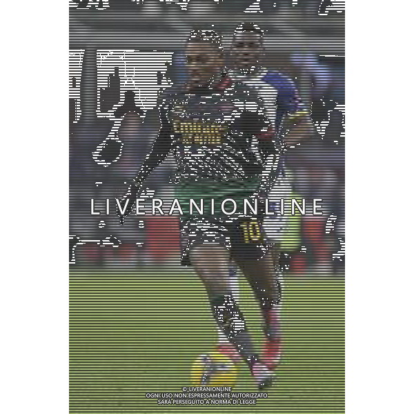 Rafael Leao of AC Milan play the ball during Milan AC vs Hellas Verona FC, 25° Serie A Enilive 2024-25 game at G. Meazza - San Siro stadium in Milnao (MI), Italy, on February 15, 2025. (Photo by Davide Casentini)- AGENZIA ALDO LIVERANI SAS