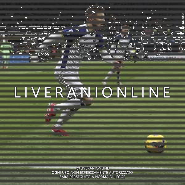 Darko Lazovic of Hellas Verona FC play the ball during Milan AC vs Hellas Verona FC, 25° Serie A Enilive 2024-25 game at G. Meazza - San Siro stadium in Milnao (MI), Italy, on February 15, 2025. (Photo by Davide Casentini)- AGENZIA ALDO LIVERANI SAS