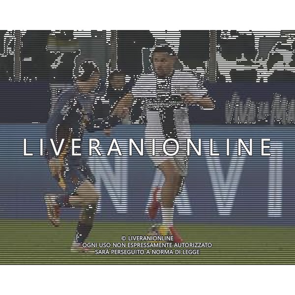 Simon Sohm of Parma AC play the ball during Parma FC vs AS Roma, 25° Serie A Enilive 2024-25 game at Ennio Tardini stadium in Parma (PR), Italy, on February 16, 2025. (Photo by Davide Casentini) AG ALDO LIVERANI SAS
