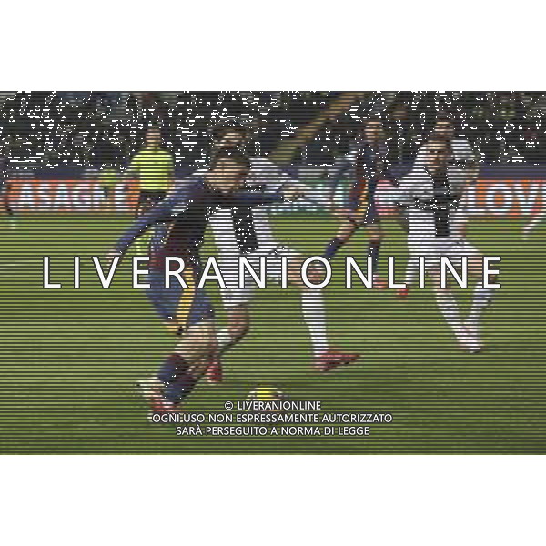 Matías Soulé of AS Romabattle for the ball with Matteo Cancellieri of Parma AC during Parma FC vs AS Roma, 25° Serie A Enilive 2024-25 game at Ennio Tardini stadium in Parma (PR), Italy, on February 16, 2025. (Photo by Davide Casentini) AG ALDO LIVERANI SAS