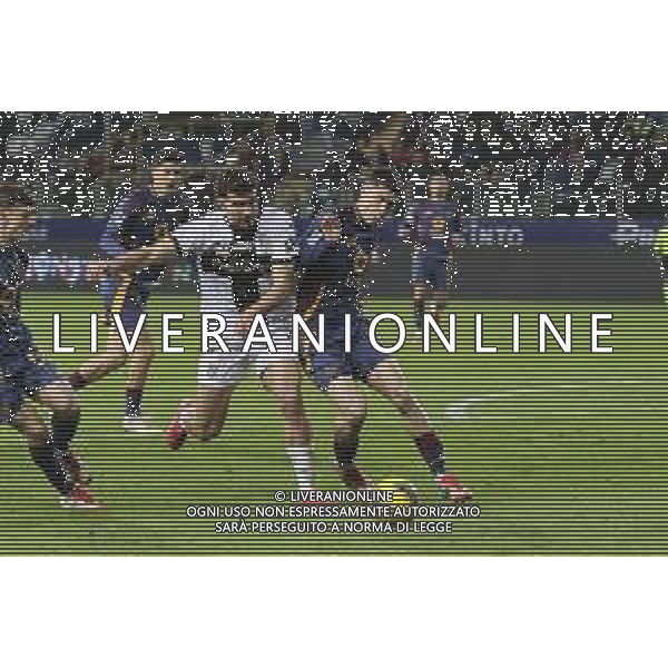 Matías Soulé of AS Roma battle for the ball with Botond Balogh of Parma AC during Parma FC vs AS Roma, 25° Serie A Enilive 2024-25 game at Ennio Tardini stadium in Parma (PR), Italy, on February 16, 2025. (Photo by Davide Casentini) AG ALDO LIVERANI SAS