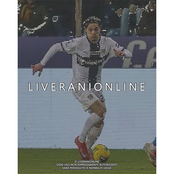 Matteo Cancellieri of Parma AC play the ball during Parma FC vs AS Roma, 25° Serie A Enilive 2024-25 game at Ennio Tardini stadium in Parma (PR), Italy, on February 16, 2025. (Photo by Davide Casentini)- AGENZIA ALDO LIVERANI SAS