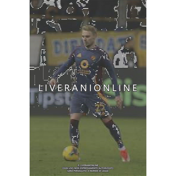 Victor Nelsson of AS Roma play the ball during Parma FC vs AS Roma, 25° Serie A Enilive 2024-25 game at Ennio Tardini stadium in Parma (PR), Italy, on February 16, 2025. (Photo by Davide Casentini)- AGENZIA ALDO LIVERANI SAS