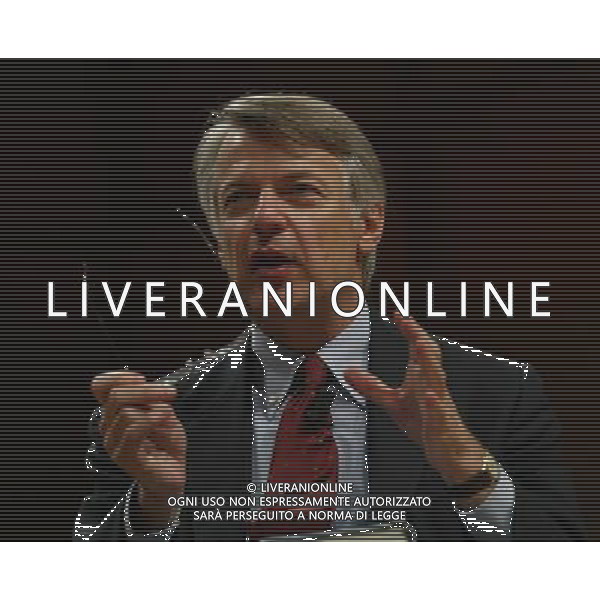 MILANO 24/1/2006 AUDITORIUM DI LARGO MAHELER NELLA FOTO FERRUCCIO DE BORTOLI DRETTORE SOLE 24 ORE FOTO ROMANO/AG ALDO LIVERANI