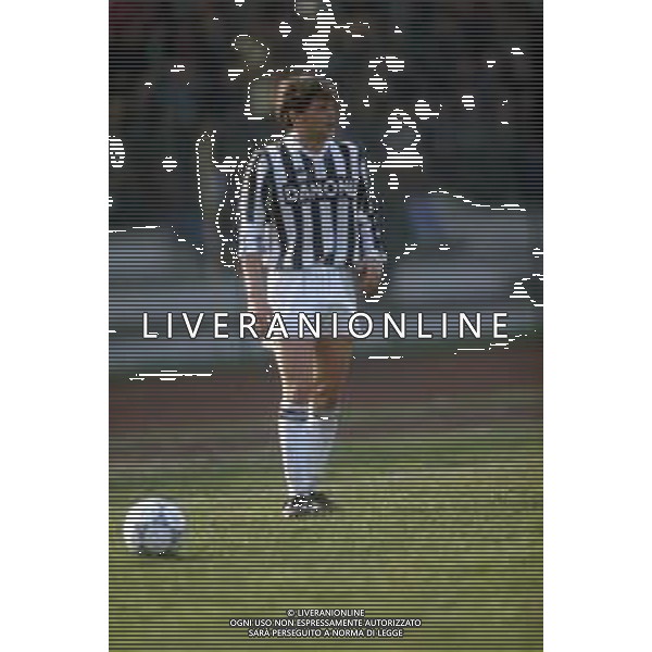 DIA - RETROSPETTIVA ALESSANDRO BEDIN CALCIATORE NELLA FOTO ALESSANDRO BEDIN CON LA MAGLIA DELLA JUVENTUS CALCIO PRIMAVERA NELL’ANNO 1992-1993 ©DFP - AGENZIA ALDO LIVERANI SAS