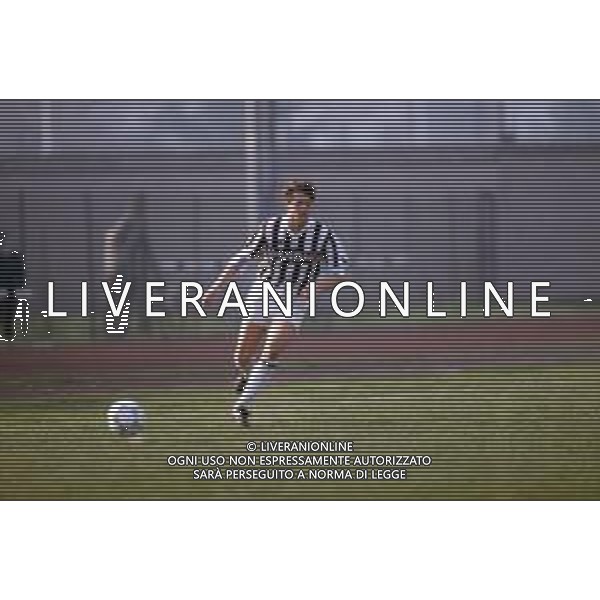 DIA - RETROSPETTIVA ALESSANDRO BEDIN CALCIATORE NELLA FOTO ALESSANDRO BEDIN CON LA MAGLIA DELLA JUVENTUS CALCIO PRIMAVERA NELL’ANNO 1992-1993 ©DFP - AGENZIA ALDO LIVERANI SAS