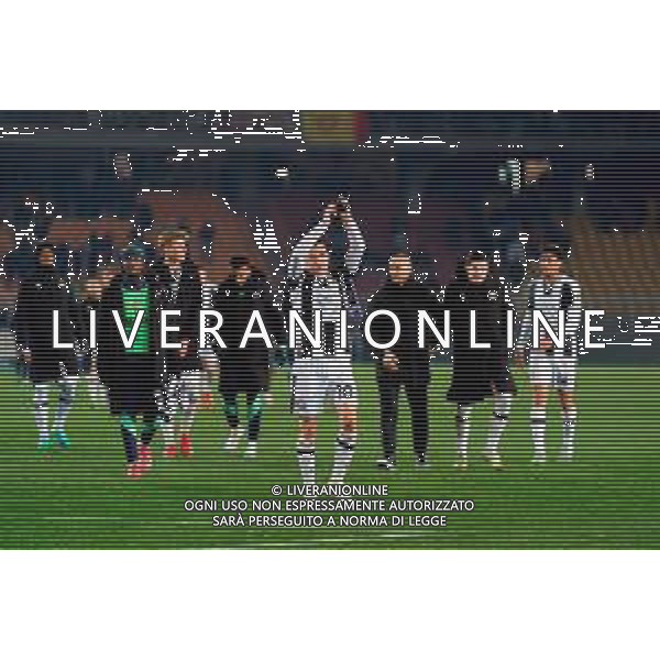 TVEM February 21, 2025 Lecce, Italy - US Lecce vs Udinese Calcio - Italian soccer serie A 2024/25 - Via Del Mare Stadium. In the pic: Florian Thauvin applauds fans foto emmanuele mastrodonato-ag aldo liverani sas