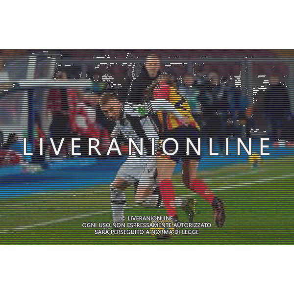 TVEM February 21, 2025 Lecce, Italy - US Lecce vs Udinese Calcio - Italian soccer serie A 2024/25 - Via Del Mare Stadium. In the pic: Sandi Lovric of Udinese Calcio in action against Antonino Gallo of US Lecce foto emmanuele mastrodonato-ag aldo liverani sas