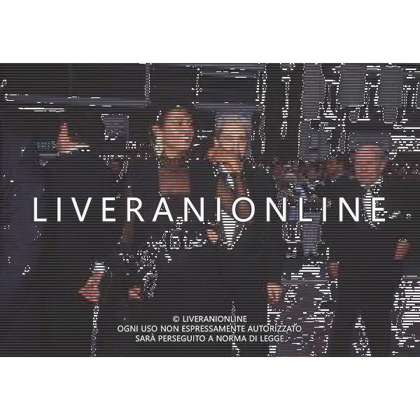 DIAP-RETROSPETTIVA ZEUDI ARAYA ATTRICE NELLA FOTO ZEUDI ARAYA CON FRANCO CRISTALDI NELL\'ANNO 1984 A CANNES AG ALDO LIVERANI SAS