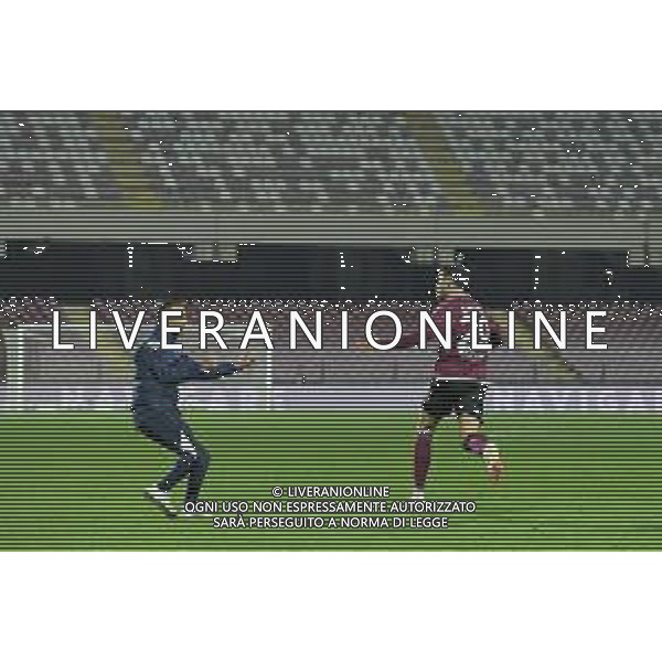 23 02 2025 - Salerno. Stadio Arechi. Campionato Serie B. Salernitana-Frosinone Nella foto esultanza di paolo ghiglione dopo gol 1-1 Foto Giuseppe Cuozzo/Agenzia Liverani- AGENZIA ALDO LIVERANI SAS