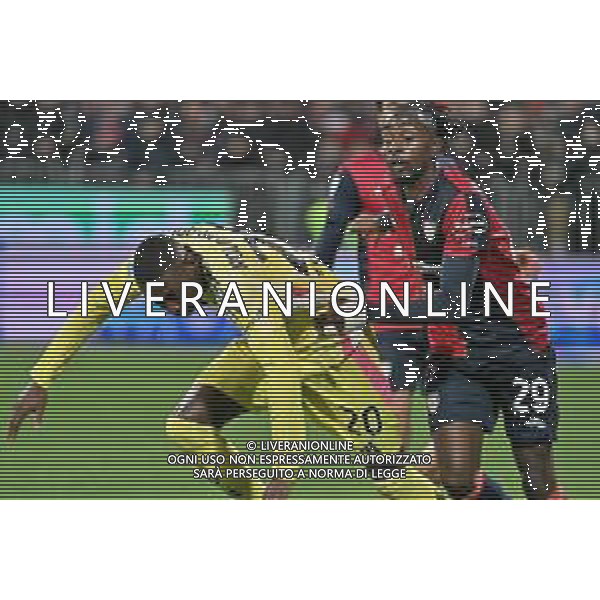 23-2-2025. Cagliari calcio-Juventus F.C., 26° giornata Serie A calcio Italia 2024/2025, stadio Unipol Domus Cagliari. Foto Salvatore Moi/Agenzia Aldo Liverani s.as. Nella foto: Randal Kolo Muani Juventus, Antoine Makoumbou Cagliari ©MOI SALVATORE - AGENZIA ALDO LIVERANI SAS