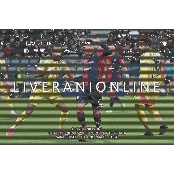 23-2-2025. Cagliari calcio-Juventus F.C., 26° giornata Serie A calcio Italia 2024/2025, stadio Unipol Domus Cagliari. Foto Salvatore Moi/Agenzia Aldo Liverani s.as. Nella foto: Klephren Thuram Juventus, Florinel Coman Cagliari, Weston McKennie Juventus ©MOI SALVATORE - AGENZIA ALDO LIVERANI SAS