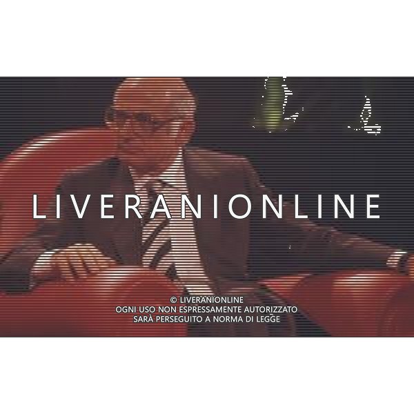 DIAP- RETROSPETTIVA ANTONIO LUBRANO GIORNALISTA E CONDUTTORE TELEVISIVO NELLA FOTO ANTONIO LUBRANO CONDUTTORE TELEVISIVO ANNO 1992 AG ALDO LIVERANI SAS