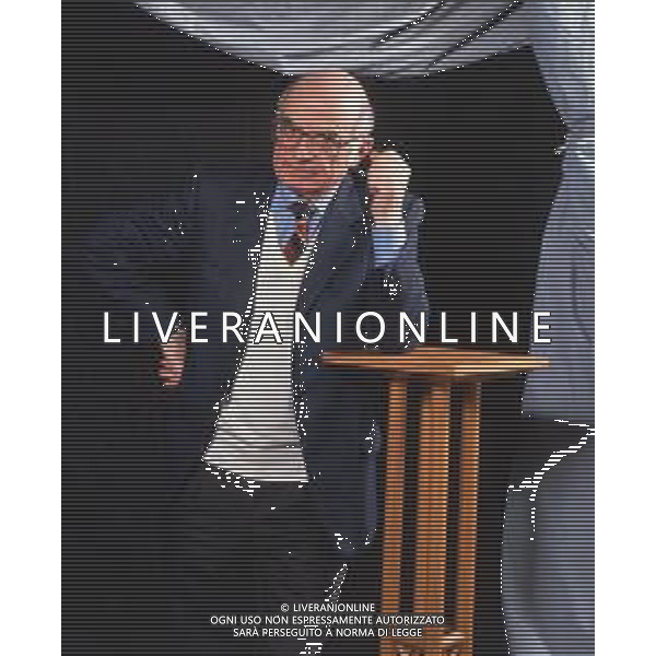 DIAP- RETROSPETTIVA ANTONIO LUBRANO GIORNALISTA E CONDUTTORE TELEVISIVO NELLA FOTO ANTONIO LUBRANO CONDUTTORE TELEVISIVO  AG THEMA-AG ALDO LIVERANI SAS 