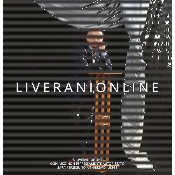 DIAP- RETROSPETTIVA ANTONIO LUBRANO GIORNALISTA E CONDUTTORE TELEVISIVO NELLA FOTO ANTONIO LUBRANO CONDUTTORE TELEVISIVO  AG THEMA-AG ALDO LIVERANI SAS 