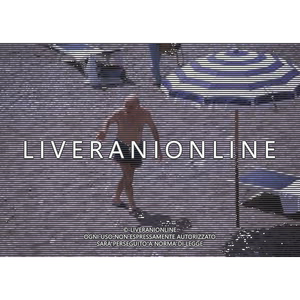 DIAP- RETROSPETTIVA ANTONIO LUBRANO GIORNALISTA E CONDUTTORE TELEVISIVO NELLA FOTO ANTONIO LUBRANO CONDUTTORE TELEVISIVO  AG ALDO LIVERANI SAS  