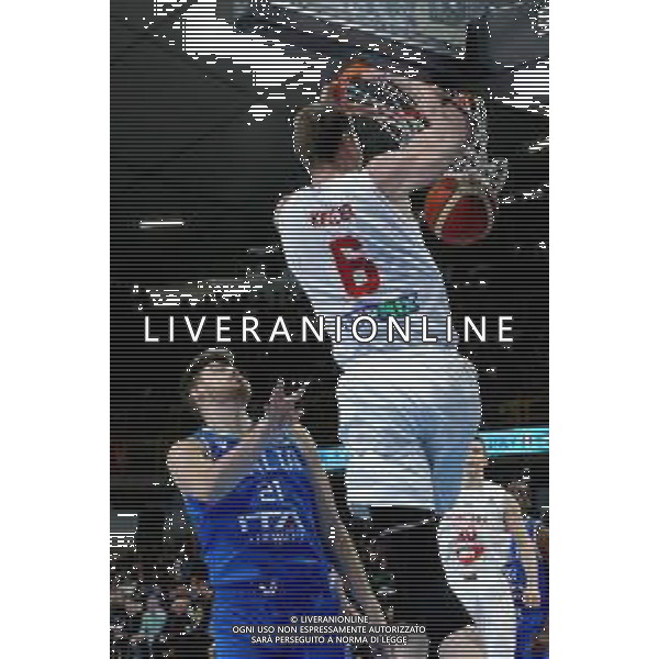 Reggio Calabria 23/02/2025 PalaCalafiore. Qualificazioni EuroBasket 2025 Italia vs Ungheria. In foto Keller Ungheria e Basile Italia Foto Pasquale Garreffa/Agenzia Liverani Sas AGENZIA ALDO LIVERANI SAS