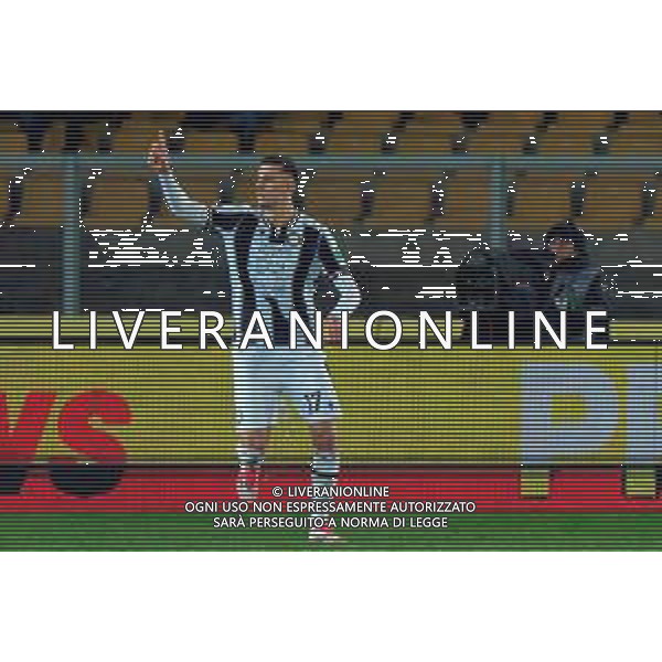 TVEM February 21, 2025 Lecce, Italy - US Lecce vs Udinese Calcio - Italian soccer serie A 2024/25 - Via Del Mare Stadium. In the pic: Lorenzo Lucca of Udinese Calcio celebrates after scoring a goal foto emmanuele mastrodonato-ag aldo liverani sas