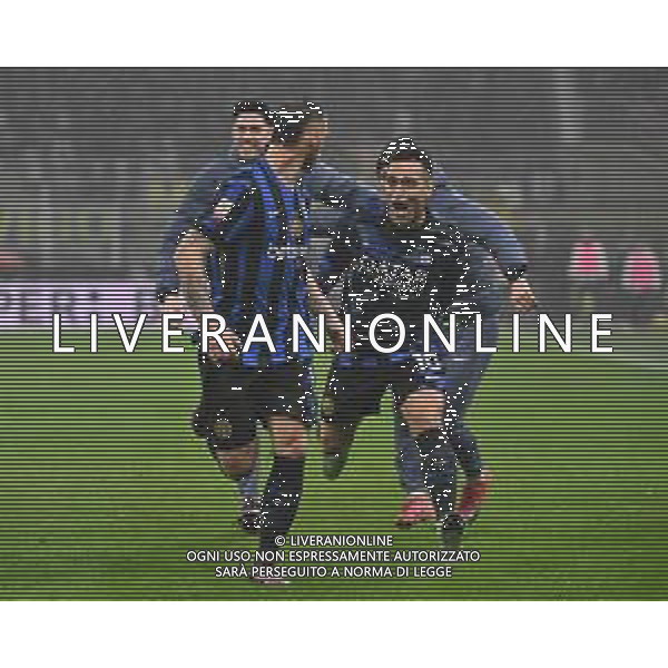 Inter vs Lazio nella foto giocatori Inter esultanza dopo il gol dell\'1 a 0 Marko Arnautovic Milano 25-02-2025 Stadio Giuseppe Meazza - San Siro Coppa Italia Frecciarossa - quarti di finale foto Roberto Garavaglia/Agenzia Aldo Liverani sas- AGENZIA ALDO LIVERANI SAS