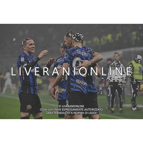 Inter vs Lazio nella foto giocatori Inter esultanza dopo il gol dell\'1 a 0 Marko Arnautovic Milano 25-02-2025 Stadio Giuseppe Meazza - San Siro Coppa Italia Frecciarossa - quarti di finale foto Roberto Garavaglia/Agenzia Aldo Liverani sas- AGENZIA ALDO LIVERANI SAS