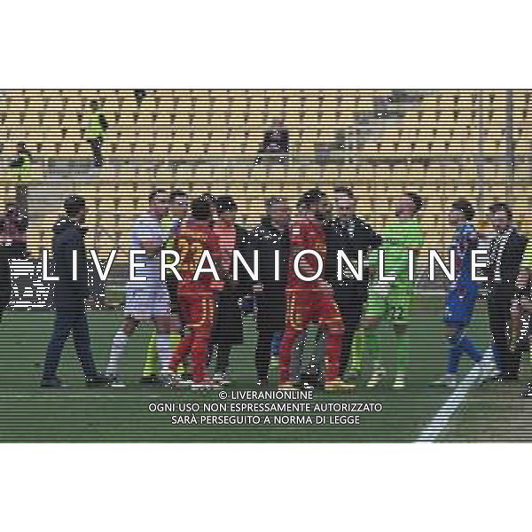 Us Catanzaro vs Reggiana Campionato Serie BKT 2024-2025 Catanzaro 2 Marzo 2025 Nella foto: Proteste fine primo tempo ©ANDREA ROSITO -AGENZIA ALDO LIVERANI SAS- AGENZIA ALDO LIVERANI SAS