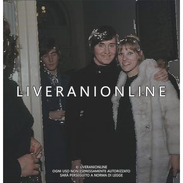 COL-RETROSPETTIVA BOBBY SOLO CANTANTE NELLA FOTO BOBBY SOLO CON LA MOGLIE SOPHIA TECKEL ANNI 70 AG ALDO LIVERANI SAS