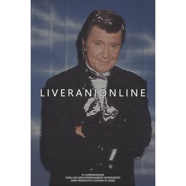 DIAP-RETROSPETTIVA BOBBY SOLO CANTANTE NELLA FOTO BOBBY SOLO NELL\'ANNO 1990 AG ALDO LIVERANI SAS