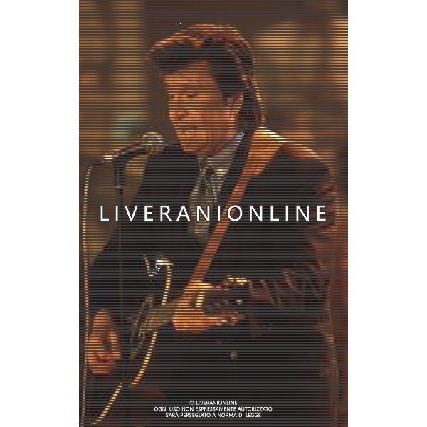 DIAP-RETROSPETTIVA BOBBY SOLO CANTANTE NELLA FOTO BOBBY SOLO NELL\'ANNO 1990 AG ALDO LIVERANI SAS