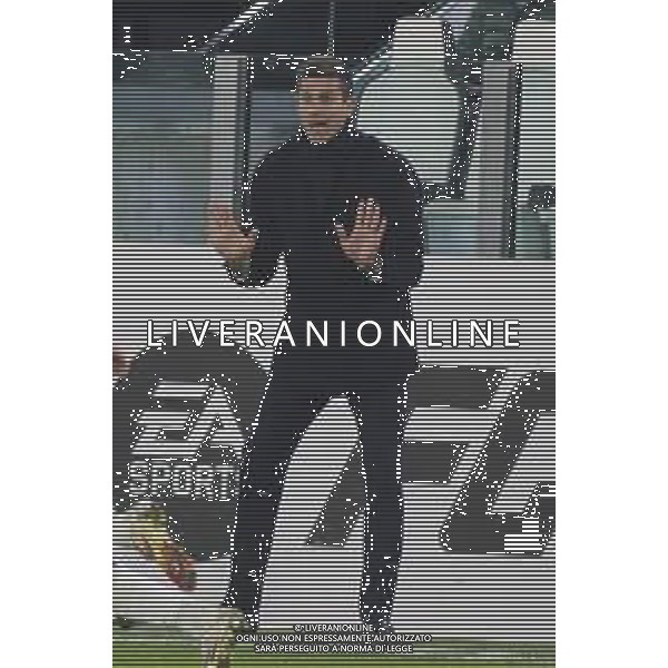 Thiago Motta Head Coach of Juventus FC gestures during Juventus FC vs Hellas Verona FC, 27° Serie A Enilive 2024-25 game at Allianz Stadium in Torino (TO), Italy, on March 03, 2025. (Photo by Davide Casentini)- AG ALDO LIVERANI SAS