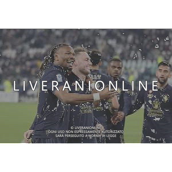 Teun Koopmeiners of Juventus FC celebrates with Khephren Thuram of Juventus FC after scoring goial during Juventus FC vs Hellas Verona FC, 27° Serie A Enilive 2024-25 game at Allianz Stadium in Torino (TO), Italy, on March 03, 2025. (Photo by Davide Casentini)- AG ALDO LIVERANI SAS