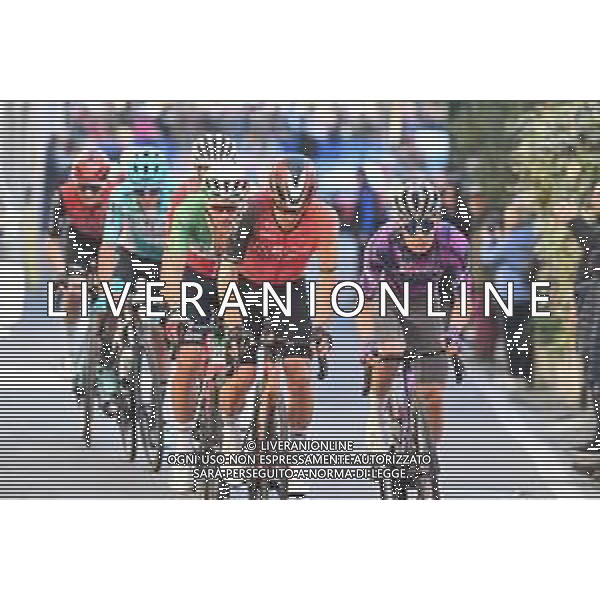 05-03-2025 Trofeo Laigueglia; 2025, Ineos Grenadiers; 2025, Jayco - Alula; Kwiatkowski, Michal; Del Pretto, Davide; Colla Micheri; ©SIROTTI - AGENZIA ALDO LIVERANI SAS