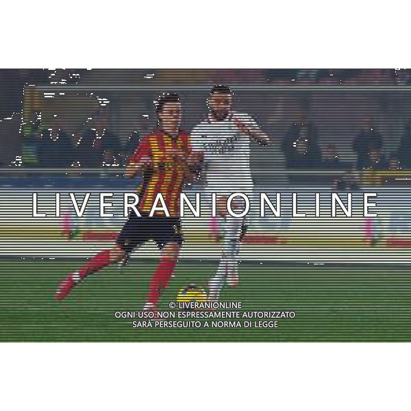 TVEM March 8, 2025 Lecce, Italy - US Lecce vs AC Milan - Italian soccer serie A 2024/25 - Via Del Mare Stadium. In the pic: Þorir Johann Helgason of US Lecce in action against Kyle Walker of AC Milan ©Emmanuele Mastrodonato - AGENZIA ALDO LIVERANI SAS