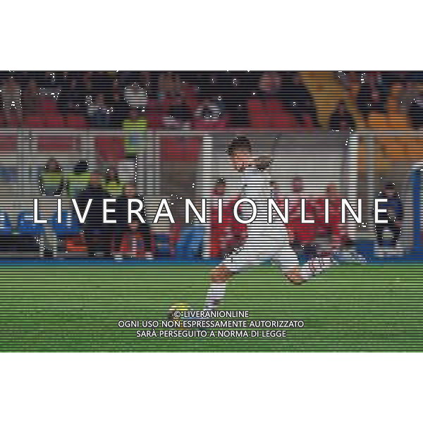 TVEM March 8, 2025 Lecce, Italy - US Lecce vs AC Milan - Italian soccer serie A 2024/25 - Via Del Mare Stadium. In the pic: Christian Pulisic of AC Milan score the goal on penalty ©Emmanuele Mastrodonato - AGENZIA ALDO LIVERANI SAS