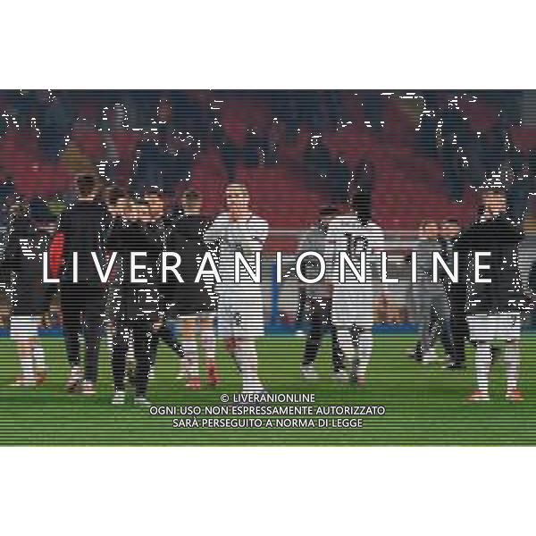 TVEM March 8, 2025 Lecce, Italy - US Lecce vs AC Milan - Italian soccer serie A 2024/25 - Via Del Mare Stadium. In the pic: Theo Hernandez of AC Milan applauds fans ©Emmanuele Mastrodonato - AGENZIA ALDO LIVERANI SAS