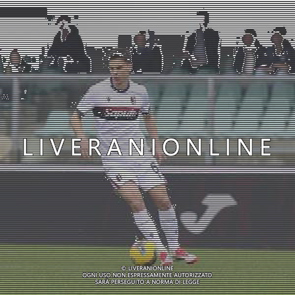 Nikola Moro of Bologna FC play the ball during Hellas Verona FC vs Bologna BFC, 28° Serie A Enilive 2024-25 game at Marcantonio Bentegodi stadium in Verona (VR), Italy, on March 09, 2025. (Photo by Davide Casentini) AG ALDO LIVERANI SAS