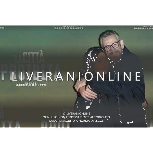 Roma - 12 Marzo 2025 Premiere del film LA CITTA’ PROIBITA Nella Foto: SABRINA FERILLI - MARCO GIALLINI  Andrea Bracaglia- AGENZIA ALDO LIVERANI SAS