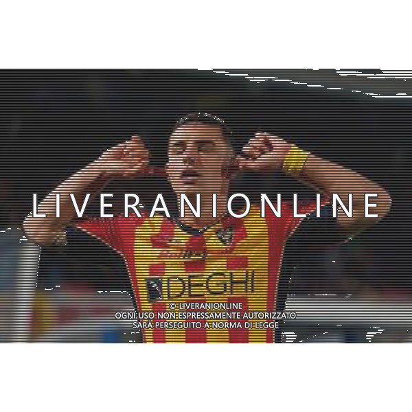 TVEM March 8, 2025 Lecce, Italy - US Lecce vs AC Milan - Italian soccer serie A 2024/25 - Via Del Mare Stadium. In the pic: Nikola Krstovic of US Lecce celebrates after scoring a goal foto emmanuele mastodonato-ag aldo liverani sas