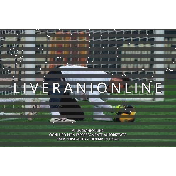 TVEM March 8, 2025 Lecce, Italy - US Lecce vs AC Milan - Italian soccer serie A 2024/25 - Via Del Mare Stadium. In the pic: Marco Sportiello of AC Milan foto emmanuele mastodonato-ag aldo liverani sas